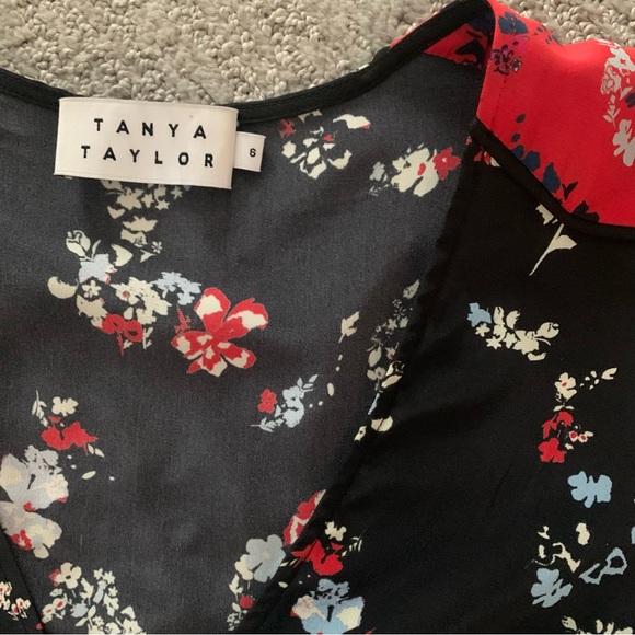Tanya Taylor Clio Floral Silk Blouse - Size 6! - Picture 4 of 4